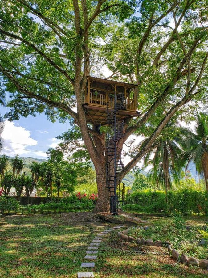 فيلا Casa En El Arbol Utica المظهر الخارجي الصورة