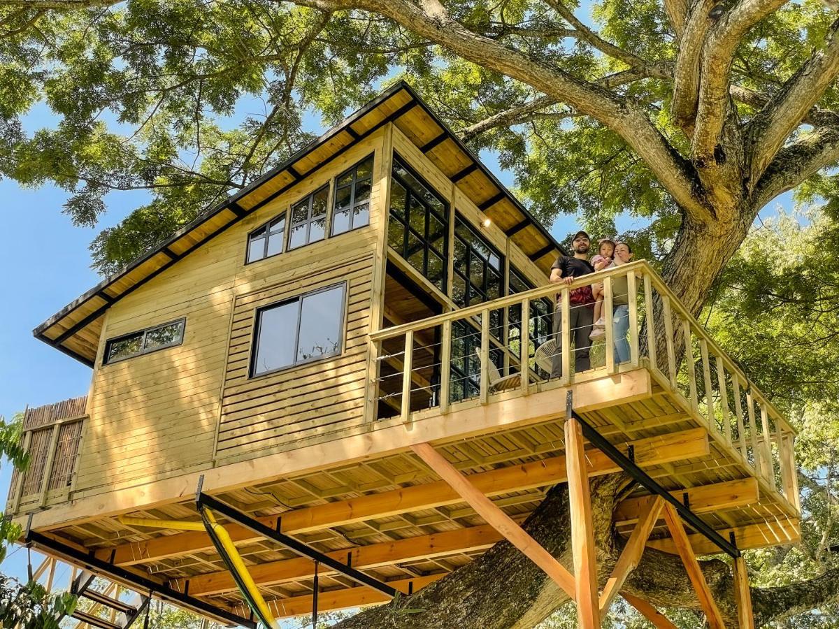 فيلا Casa En El Arbol Utica المظهر الخارجي الصورة